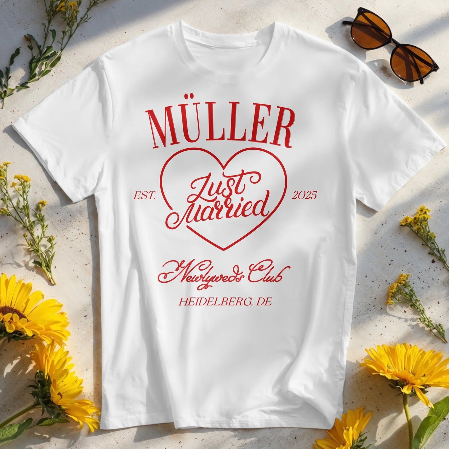 Personalisiertes T-Shirt - Newlyweds Club - Just married